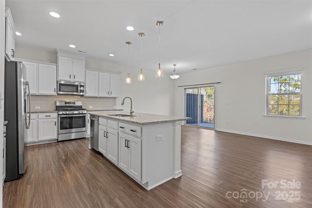 620 Amber Meadows Way, Fort Mill, SC 29708