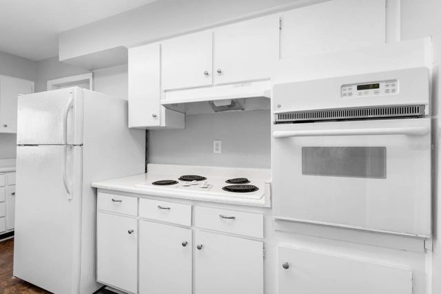 1513 ARROWHEAD DRIVE, Sun City Center, FL 33573