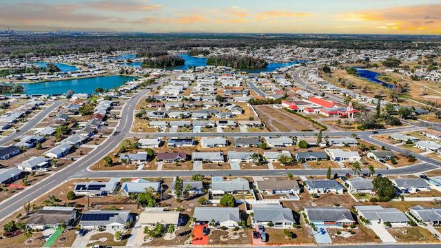 1513 ARROWHEAD DRIVE, Sun City Center, FL 33573