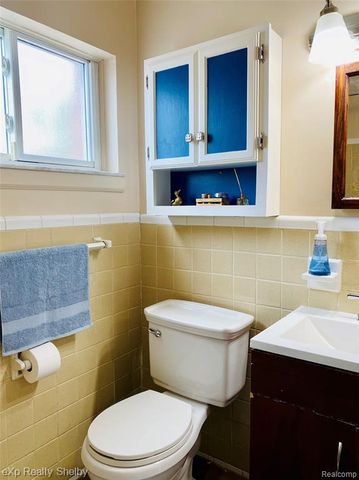 1545 Cynthia Avenue, Madison Heights, MI 48071