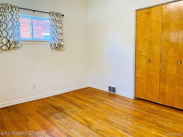 1545 Cynthia Avenue, Madison Heights, MI 48071