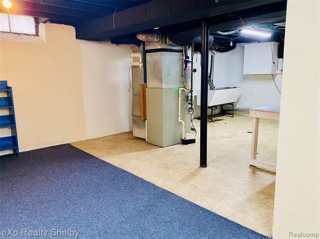 1545 Cynthia Avenue, Madison Heights, MI 48071