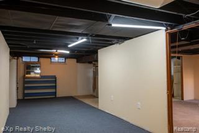 1545 Cynthia Avenue, Madison Heights, MI 48071