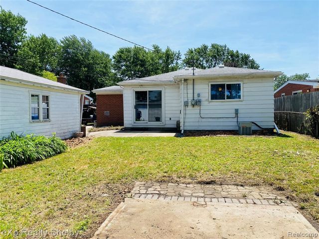 1545 Cynthia Avenue, Madison Heights, MI 48071