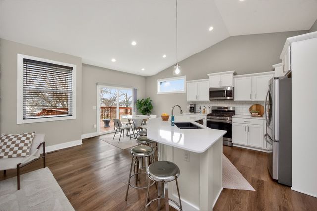 5708 NE Northgate Drive, Ankeny, IA 50021