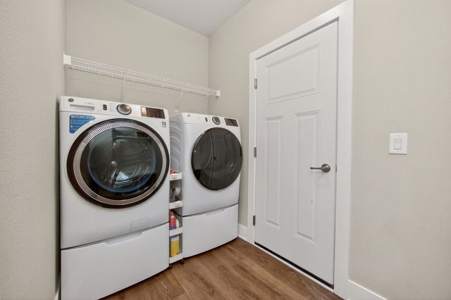 5708 NE Northgate Drive, Ankeny, IA 50021