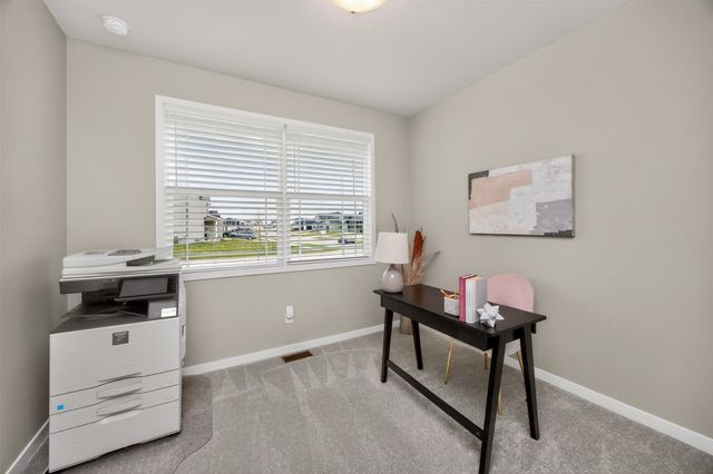 5708 NE Northgate Drive, Ankeny, IA 50021