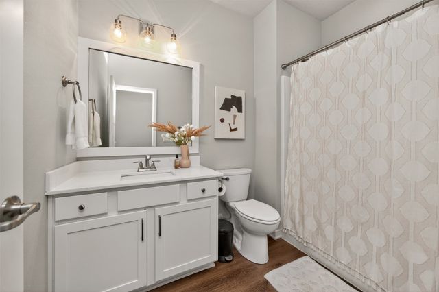 5708 NE Northgate Drive, Ankeny, IA 50021