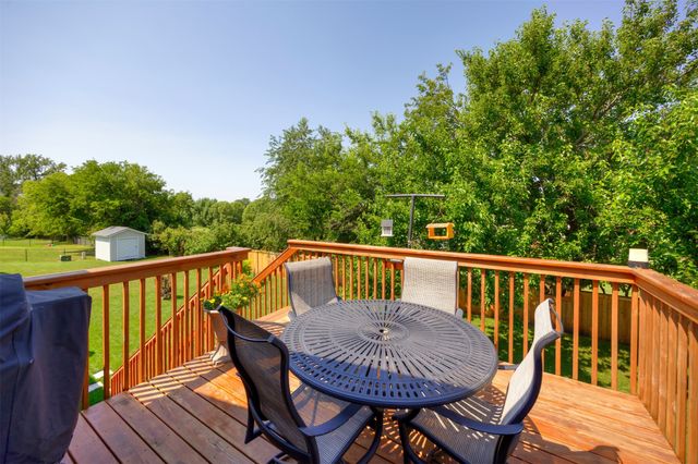 5708 NE Northgate Drive, Ankeny, IA 50021