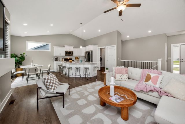 5708 NE Northgate Drive, Ankeny, IA 50021