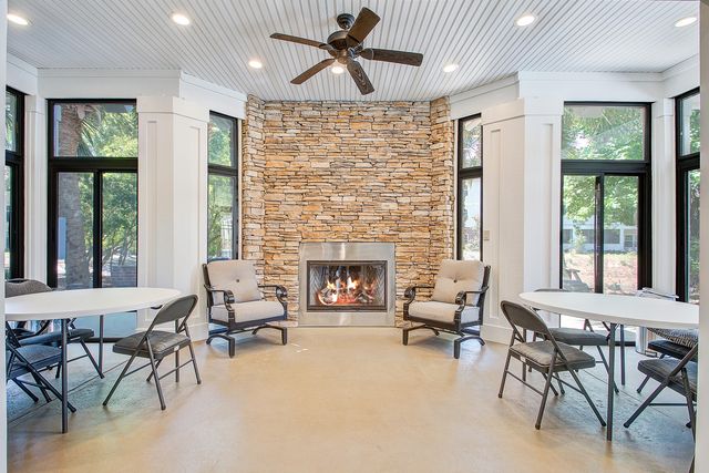 1025 Riverland Woods Place Apt 214, Charleston, SC 29412