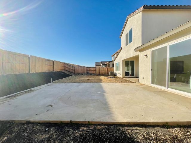 885 Hopkins St, Lincoln, CA 95648