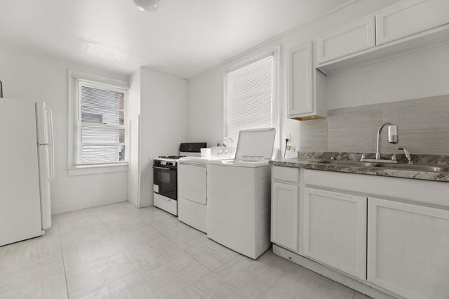 138 Line Street G, Charleston, SC 29403