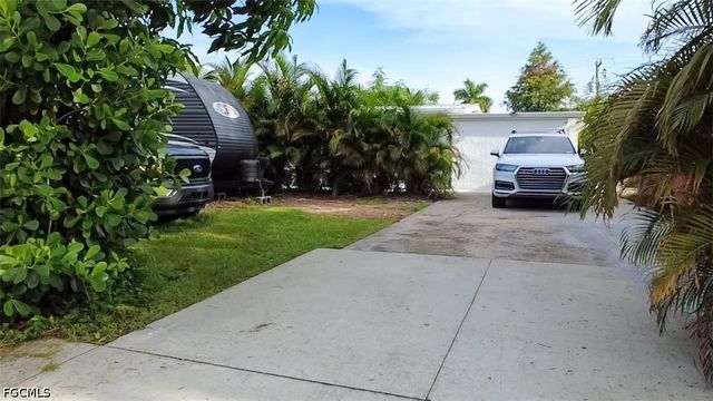 1612 Coronado RD, Fort Myers, FL 33901