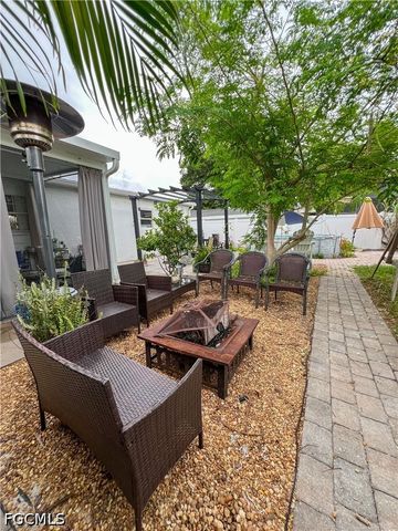 1612 Coronado RD, Fort Myers, FL 33901