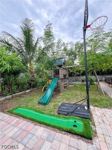 1612 Coronado RD, Fort Myers, FL 33901