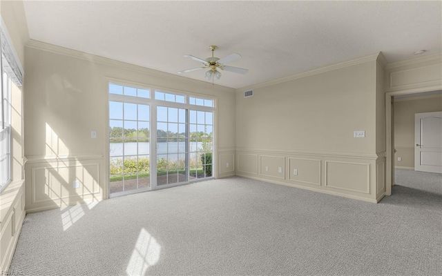 2401 Waters Edge LN, Suffolk, VA 23435