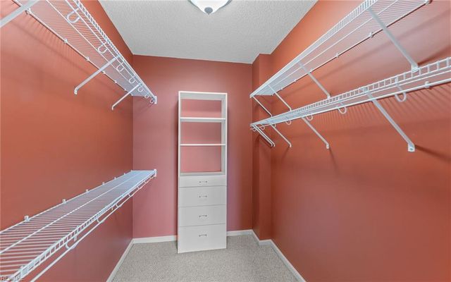 2401 Waters Edge LN, Suffolk, VA 23435