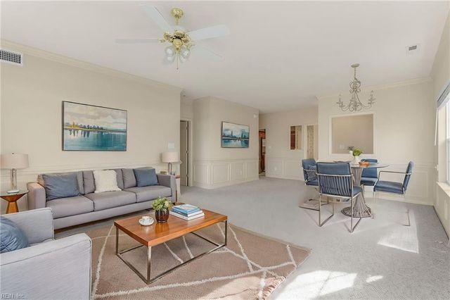 2401 Waters Edge LN, Suffolk, VA 23435