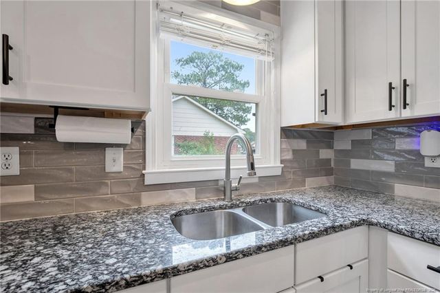 5870 Hunting Ridge Road, Hope Mills, NC 28348