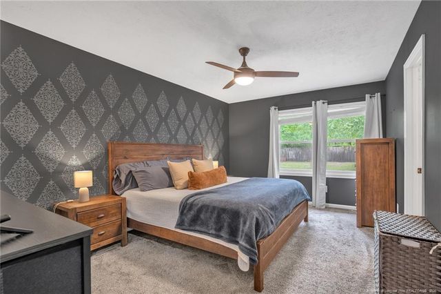 5870 Hunting Ridge Road, Hope Mills, NC 28348
