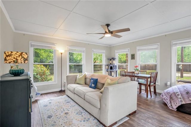 5870 Hunting Ridge Road, Hope Mills, NC 28348