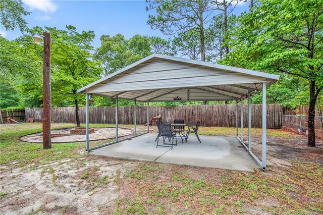 5870 Hunting Ridge Road, Hope Mills, NC 28348