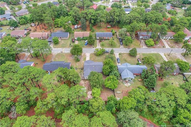5870 Hunting Ridge Road, Hope Mills, NC 28348