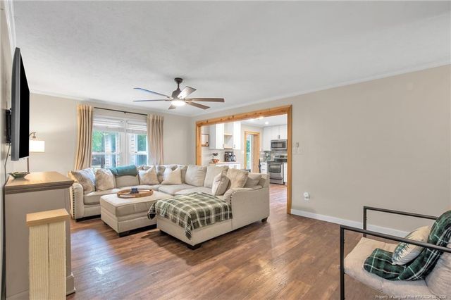 5870 Hunting Ridge Road, Hope Mills, NC 28348