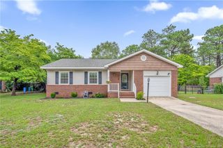 5870 Hunting Ridge Road, Hope Mills, NC 28348