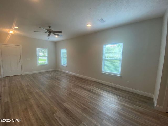 1001 Clay Avenue, Panama City, FL 32401