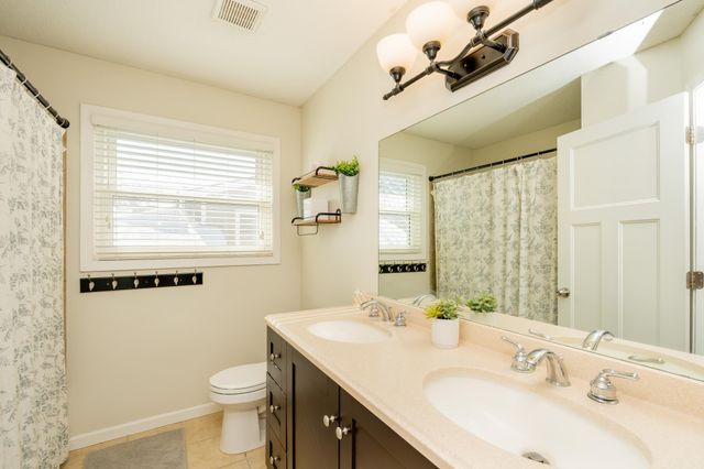 4305 Eagle Crest Drive, Eagan, MN 55122