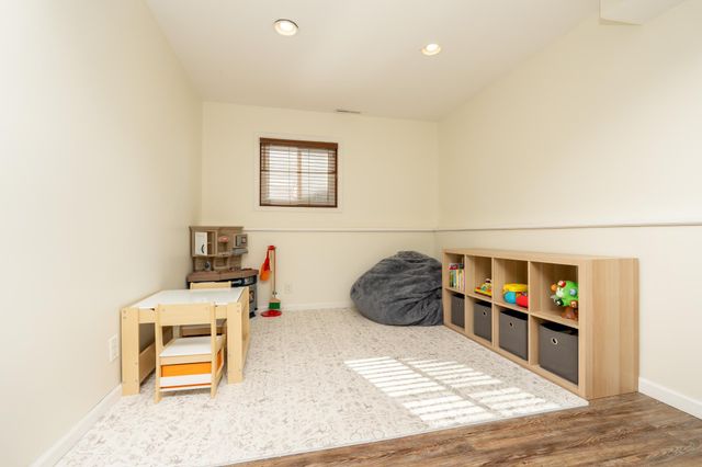 4305 Eagle Crest Drive, Eagan, MN 55122