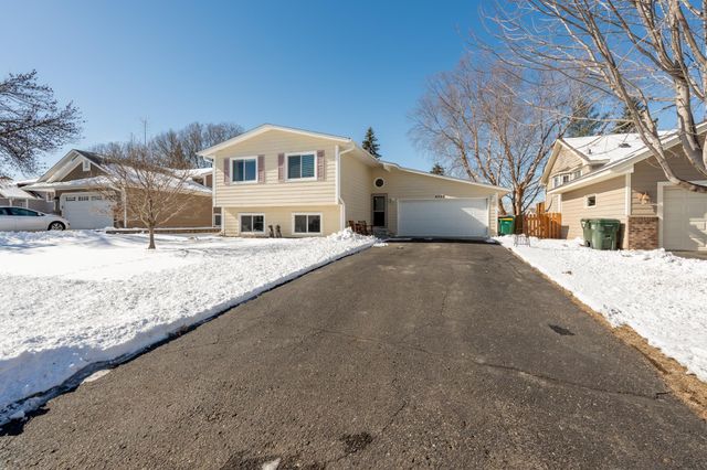 4305 Eagle Crest Drive, Eagan, MN 55122