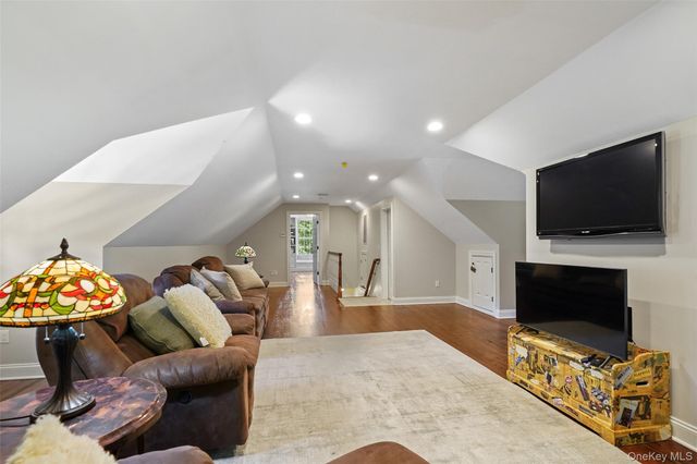 5 Apple Mill Lane, North Salem, NY 10560