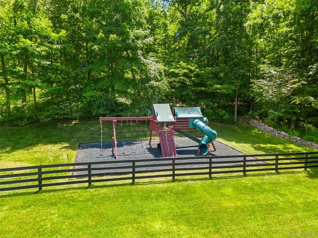 5 Apple Mill Lane, North Salem, NY 10560