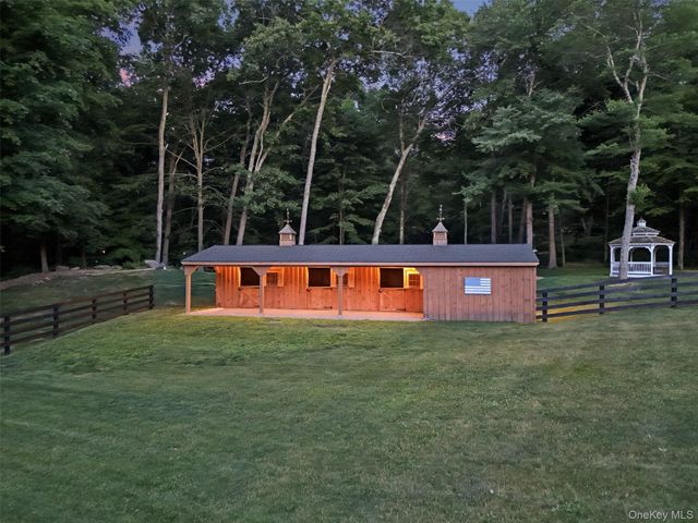 5 Apple Mill Lane, North Salem, NY 10560