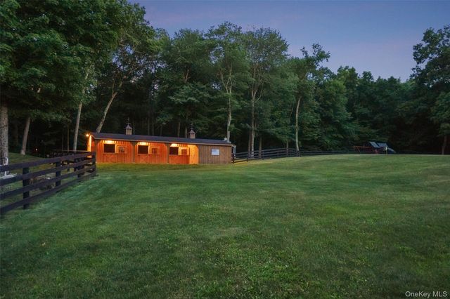 5 Apple Mill Lane, North Salem, NY 10560