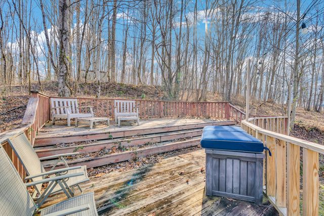 174 Copeland Rd, Sparta, TN 38583