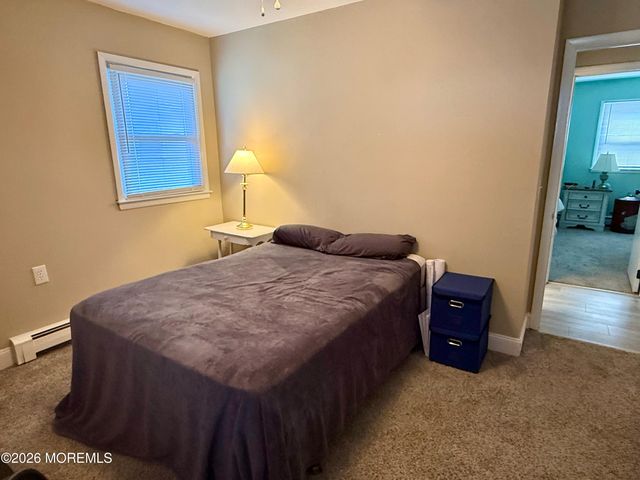 48 Sunflower Lane, Toms River, NJ 08755