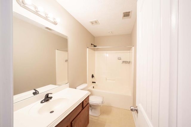 442 Lee Road 2170, Phenix City, AL 36870