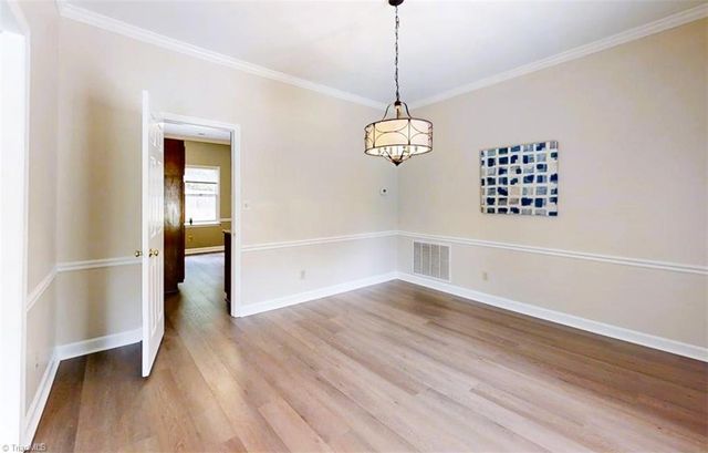 217 Mctavish Lane, Winston-salem, NC 27103