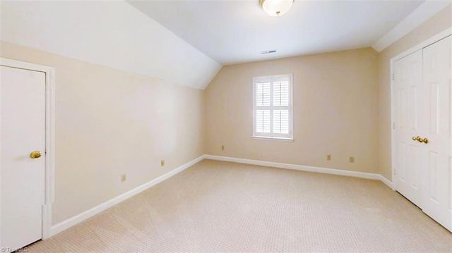 217 Mctavish Lane, Winston-salem, NC 27103