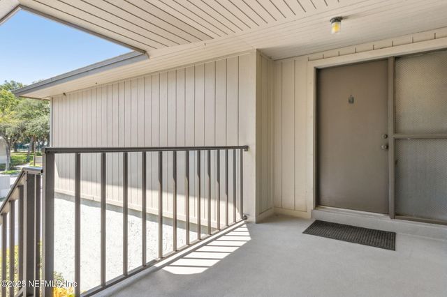 16 ALCIRA Court, St. Augustine, FL 32086