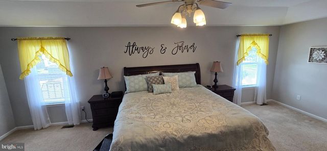 800 AMBER LN, Vineland, NJ 08360