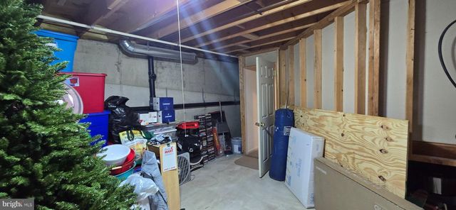 800 AMBER LN, Vineland, NJ 08360