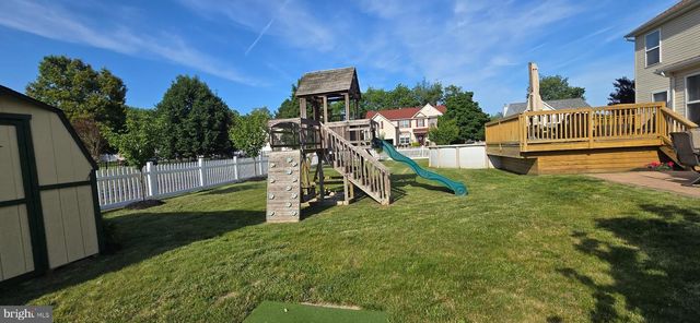 800 AMBER LN, Vineland, NJ 08360