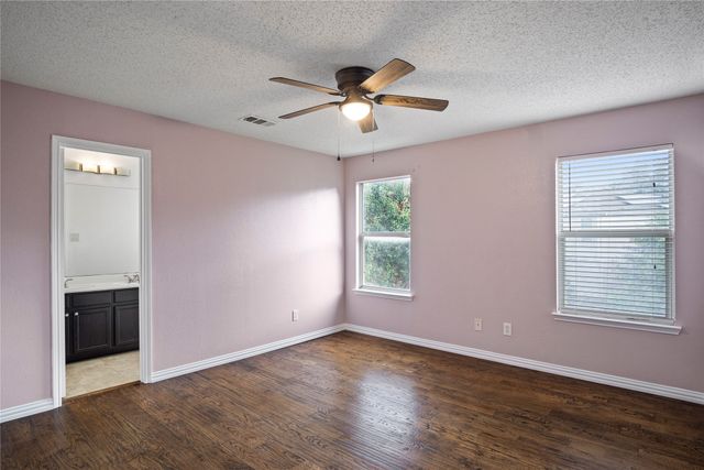 2322 Tan Oak Drive, Dallas, TX 75212