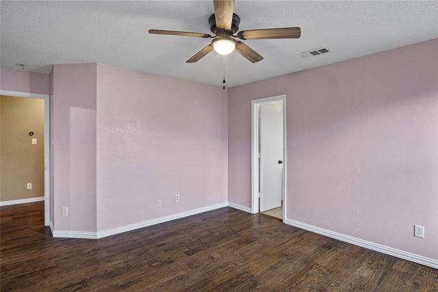 2322 Tan Oak Drive, Dallas, TX 75212