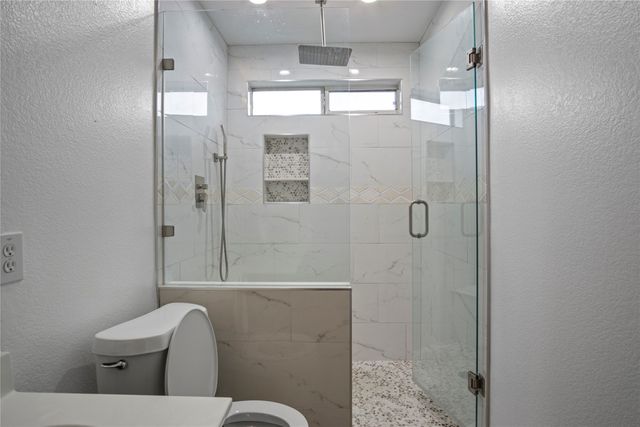 2322 Tan Oak Drive, Dallas, TX 75212